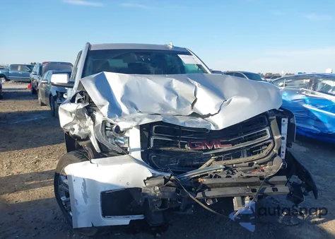 2015 GMC Yukon Xl 1500 Slt z USA, uszkodzony, nr VIN 1GKS2HKC2FR687614